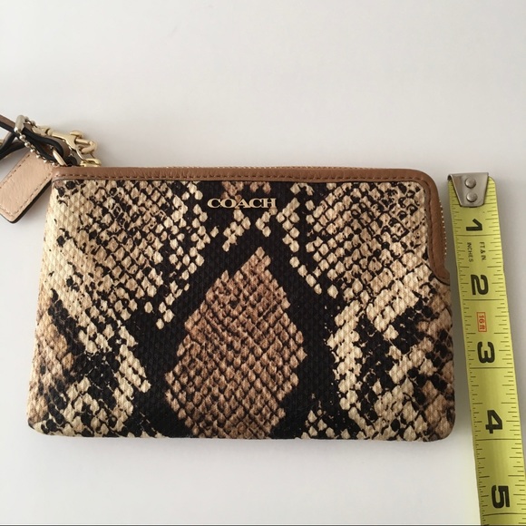 Coach | wristlet - Picture 8 of 8